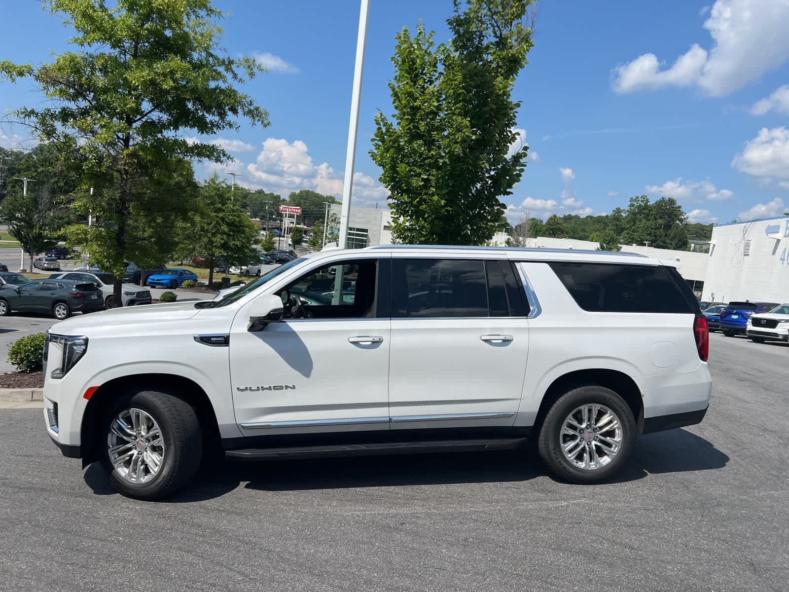 Thumbnail: 2021 GMC Yukon XL - 5