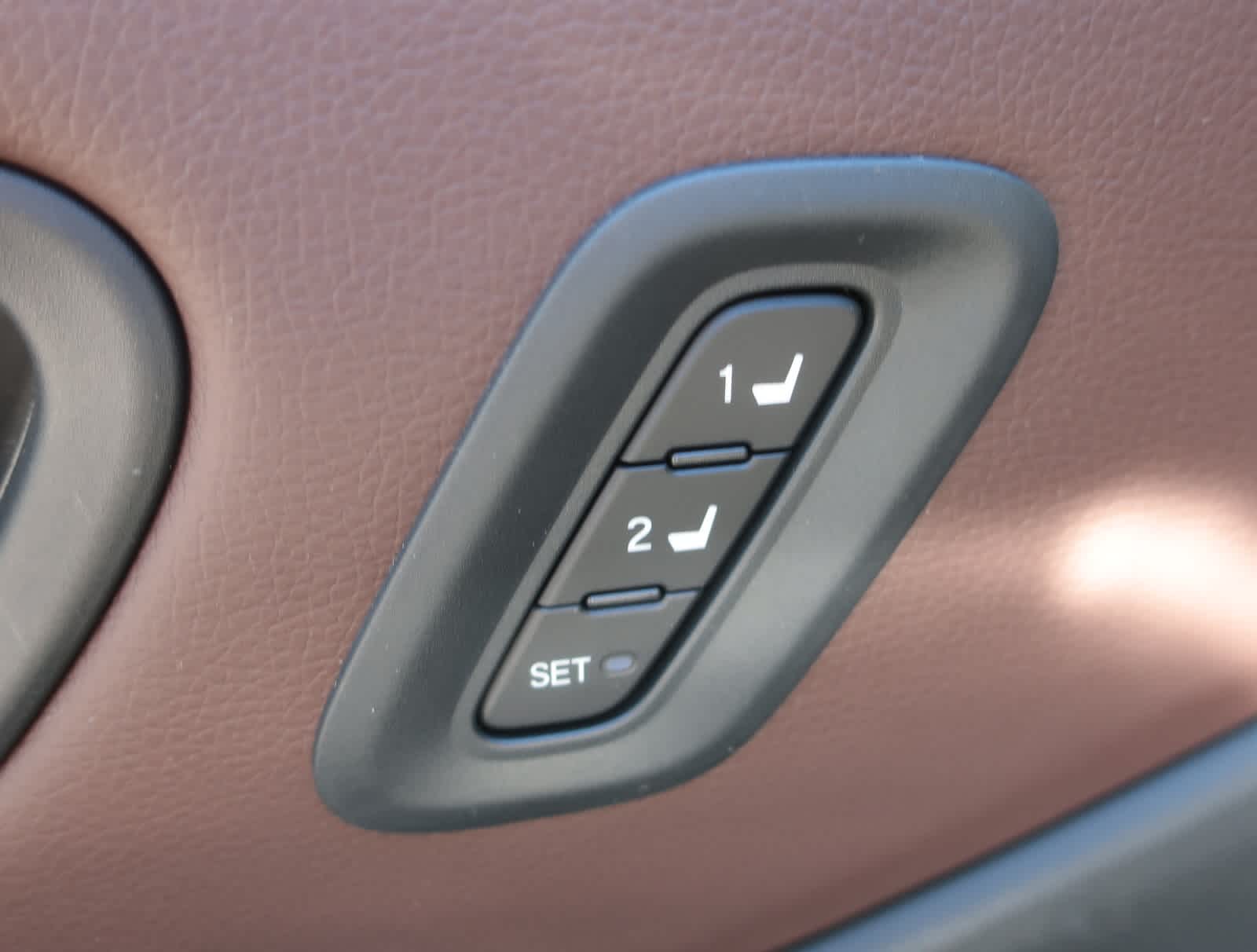 Thumbnail: 2025 Honda Pilot - 12