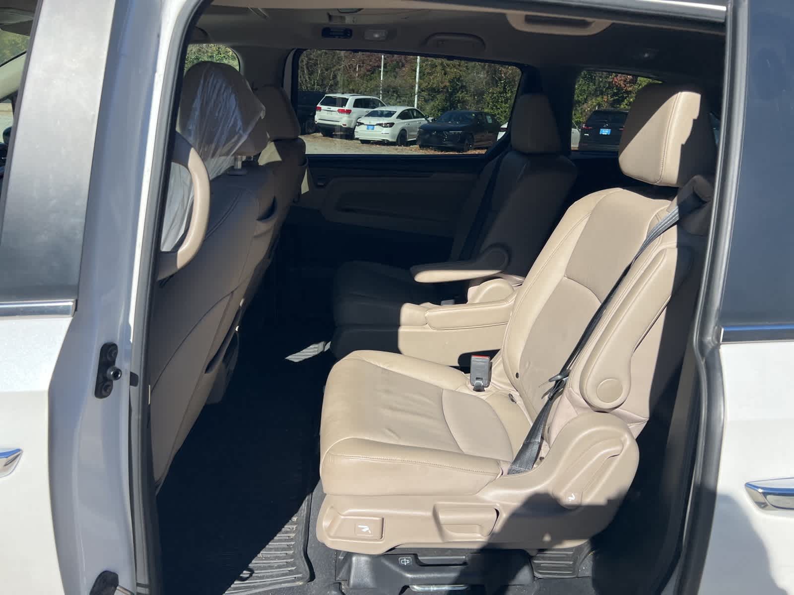 Thumbnail: 2023 Honda Odyssey - 15
