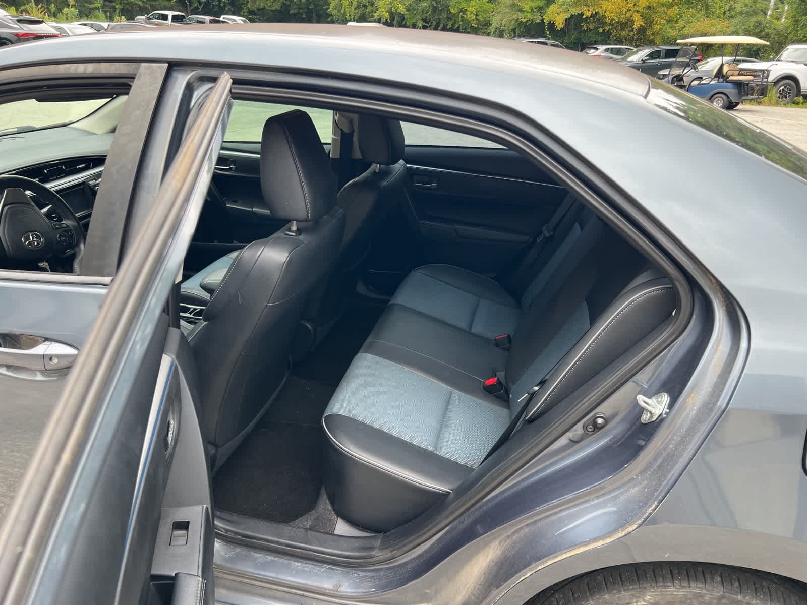 Thumbnail: 2014 Toyota Corolla - 16