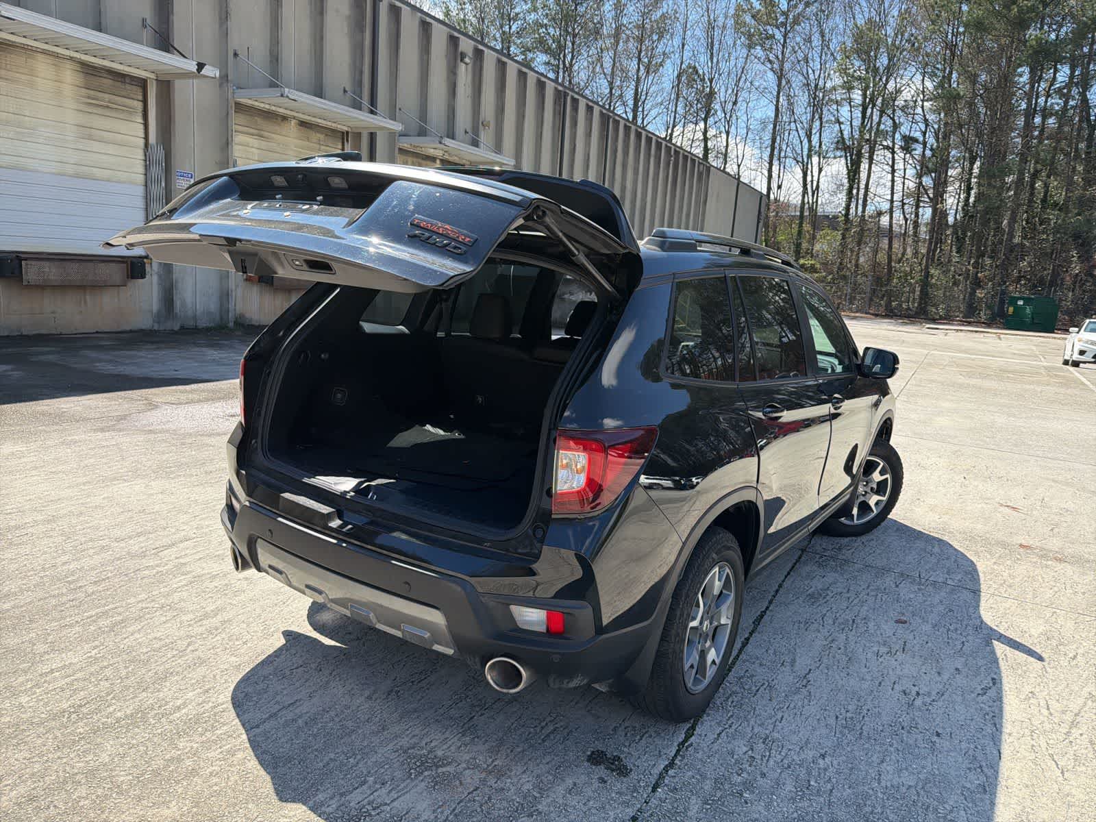 Thumbnail: 2023 Honda Passport - 10