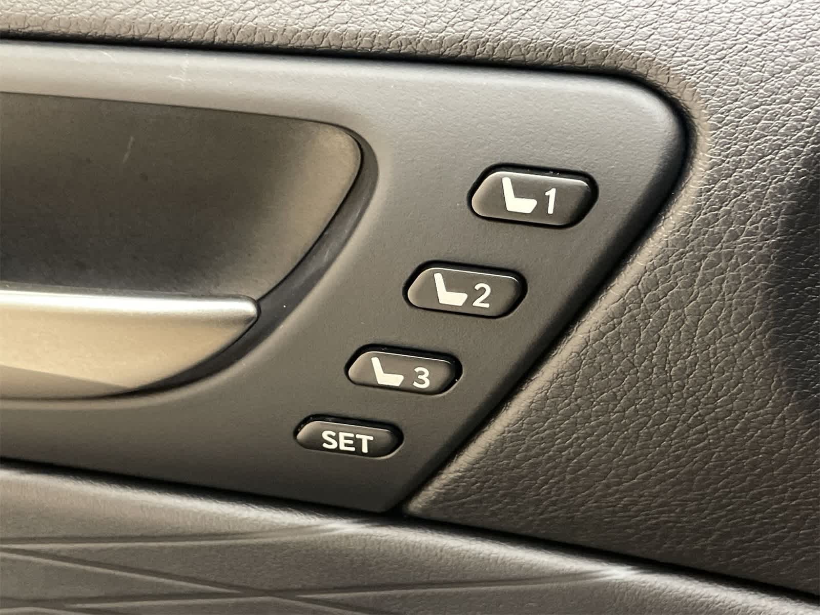 Thumbnail: 2024 Lexus IS - 18