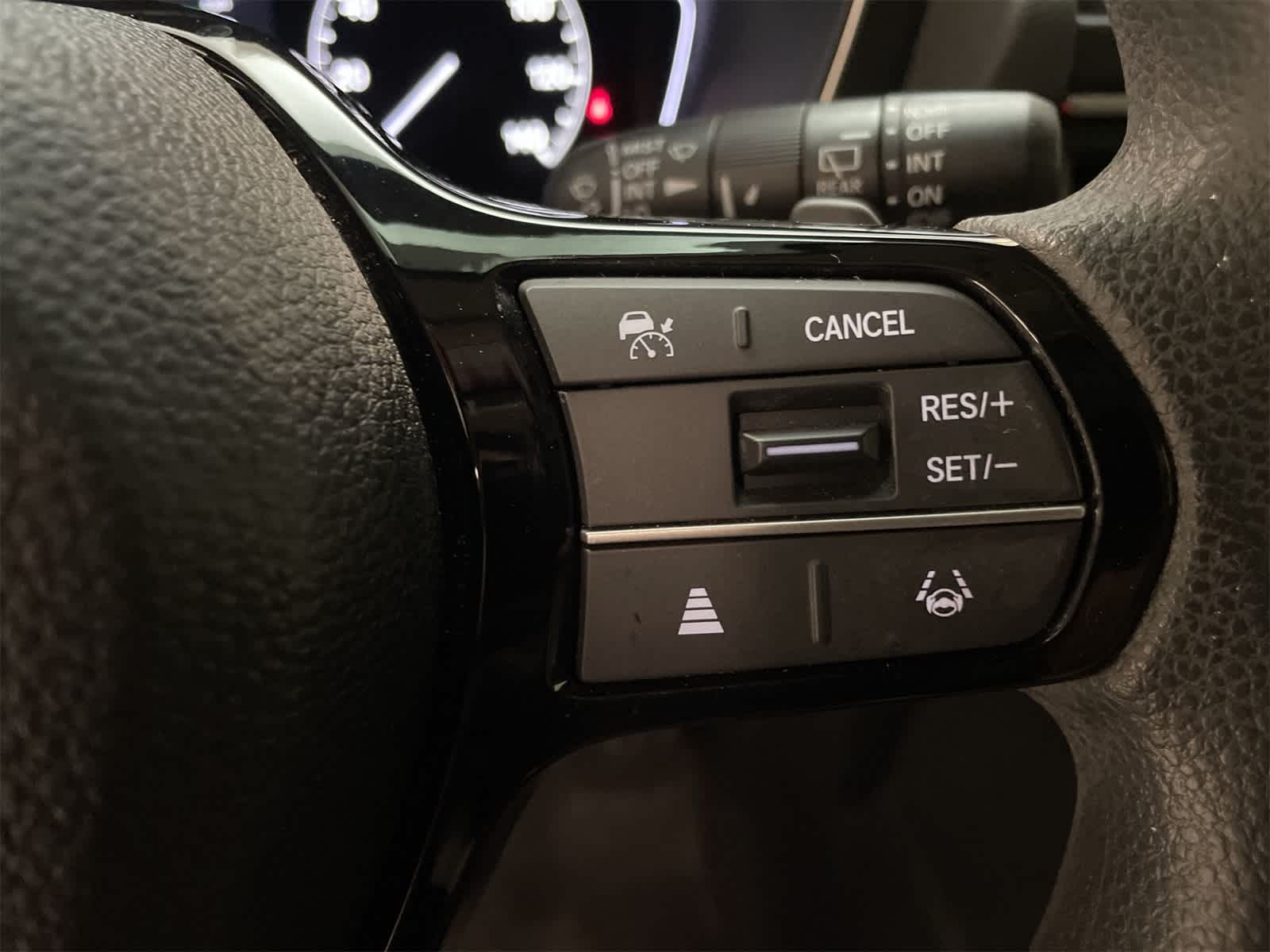 2023 Honda Pilot LX 11