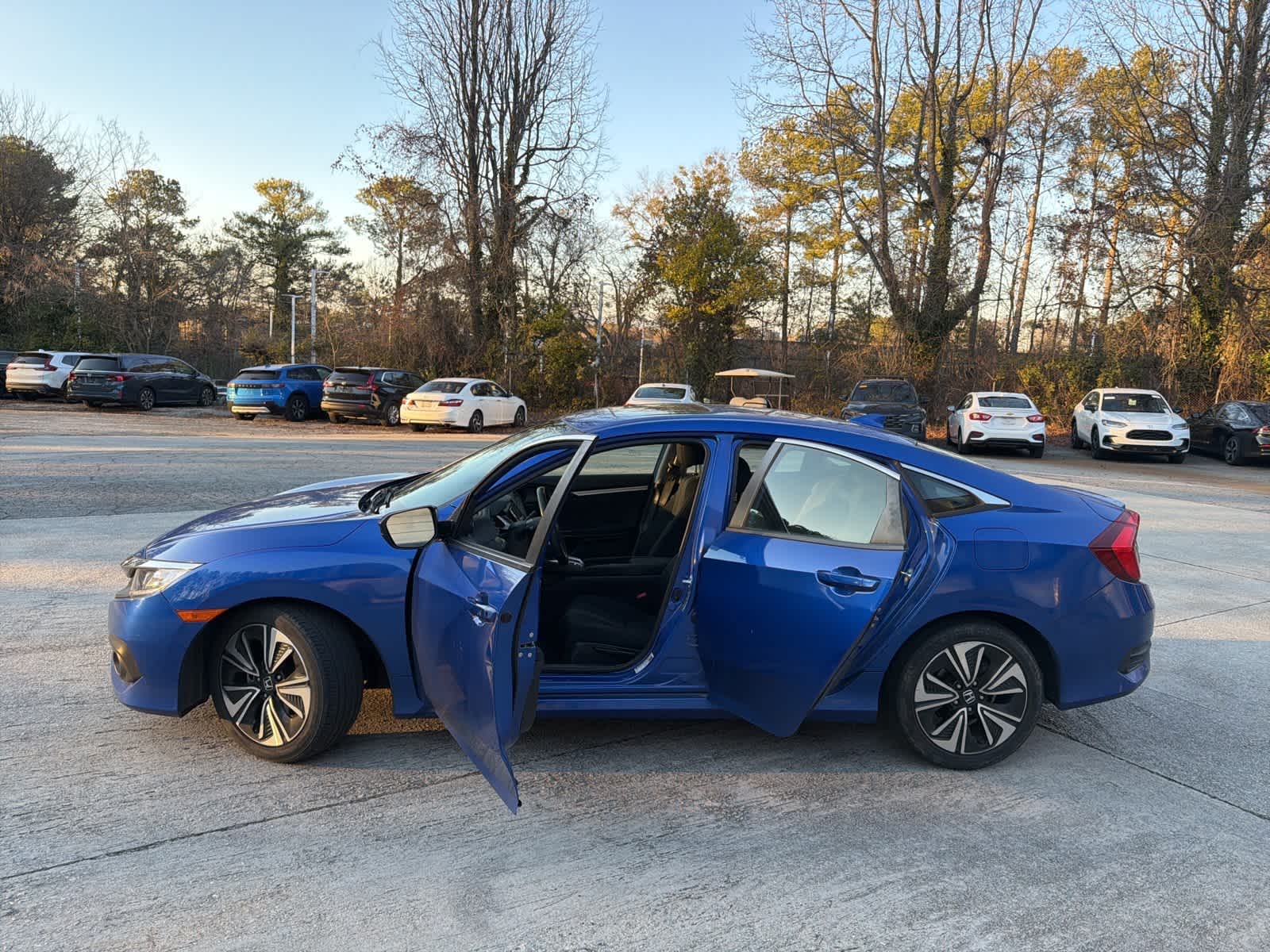 Thumbnail: 2018 Honda Civic - 17