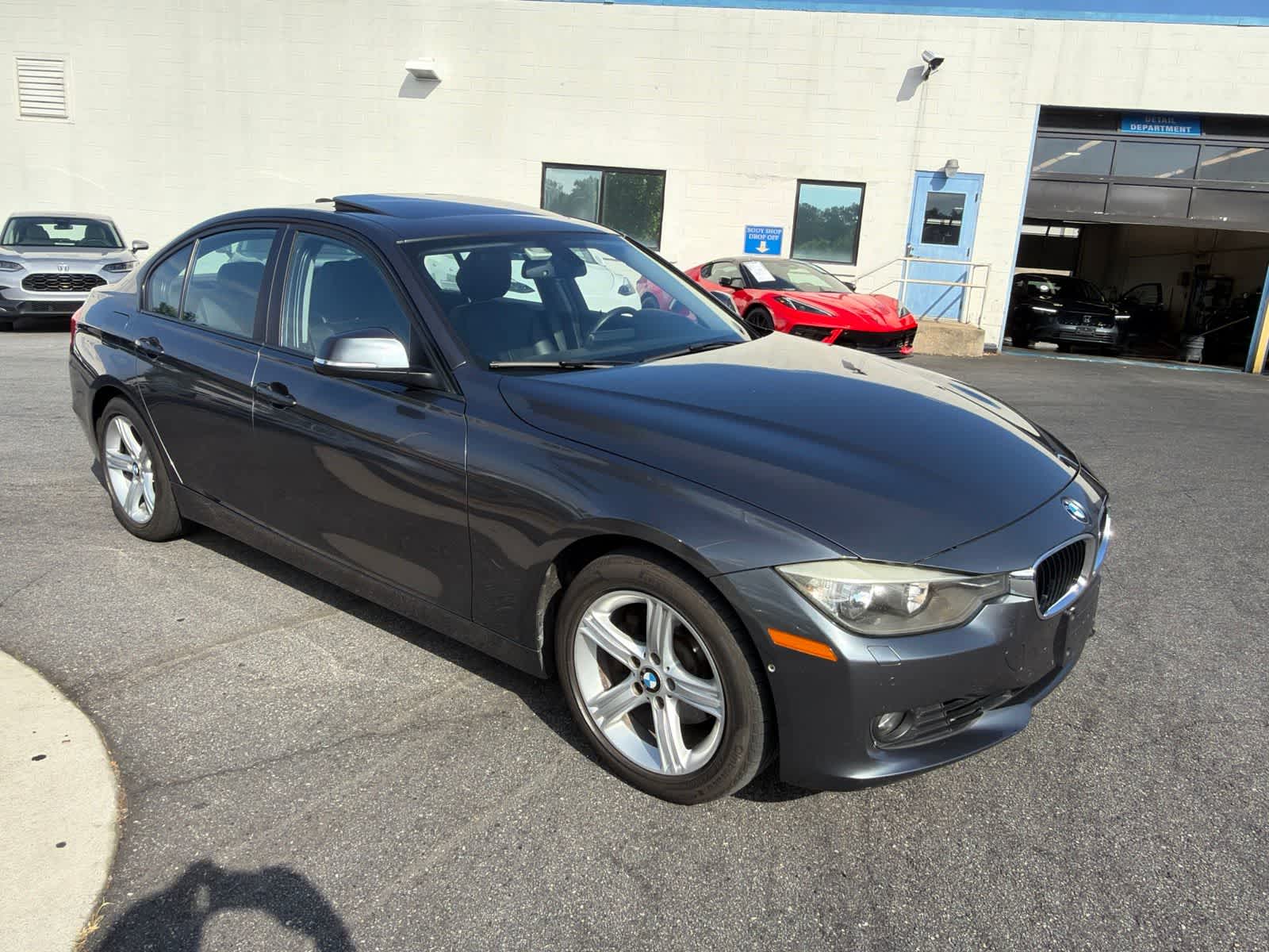 Thumbnail: 2013 BMW 3 Series - 13