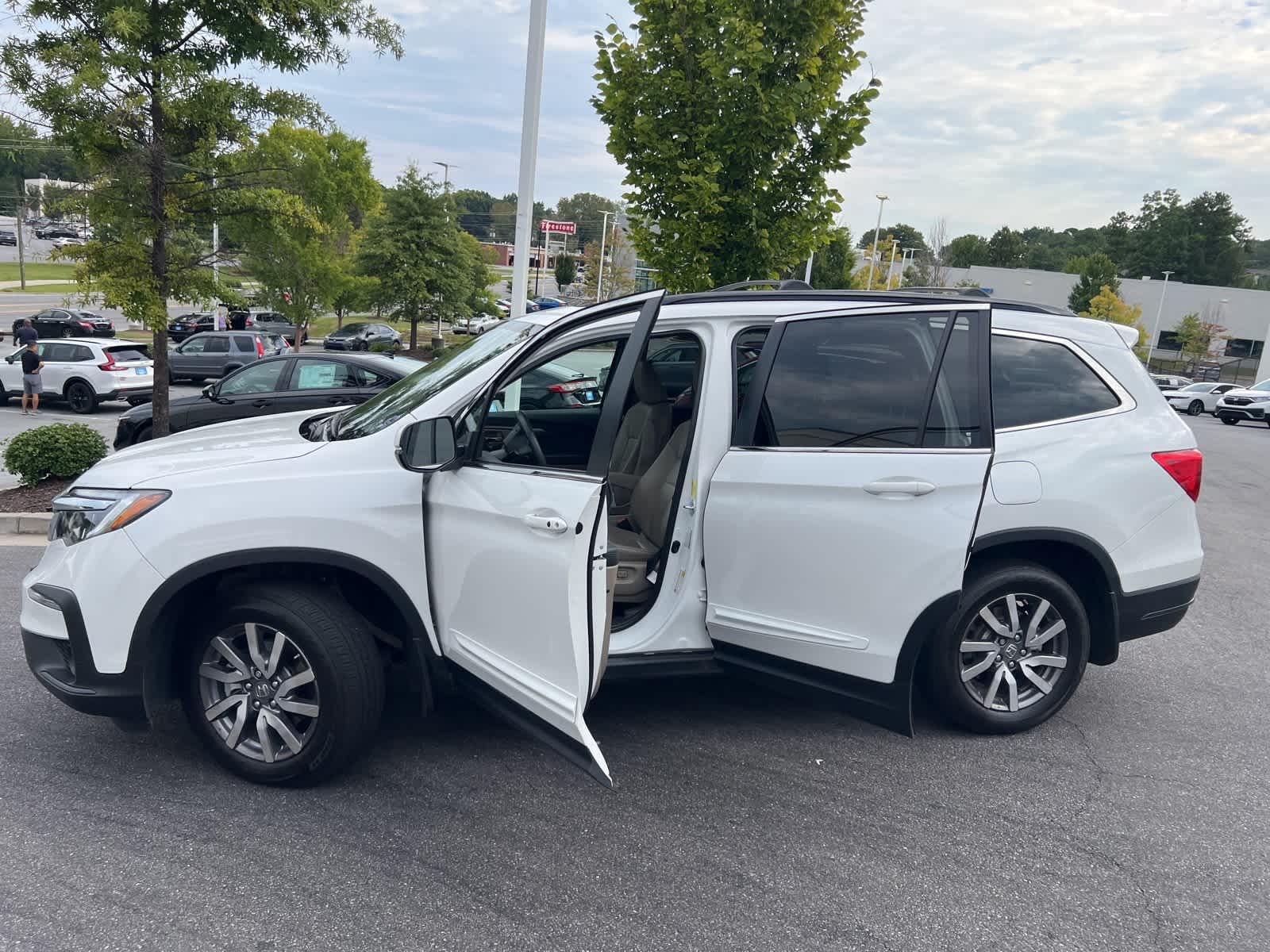 Thumbnail: 2022 Honda Pilot - 18