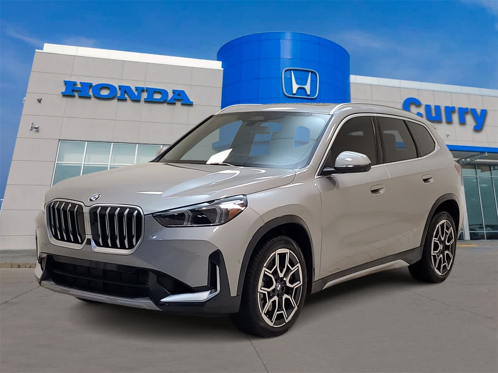 Thumbnail: 2025 BMW X1 - 1