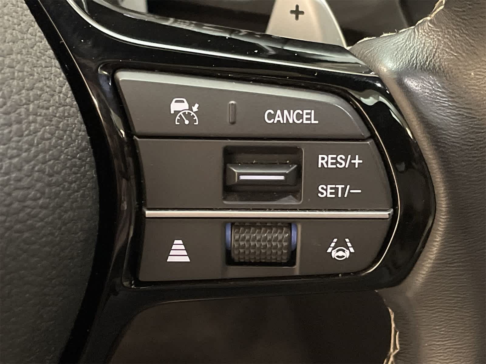 Thumbnail: 2023 Acura Integra - 13