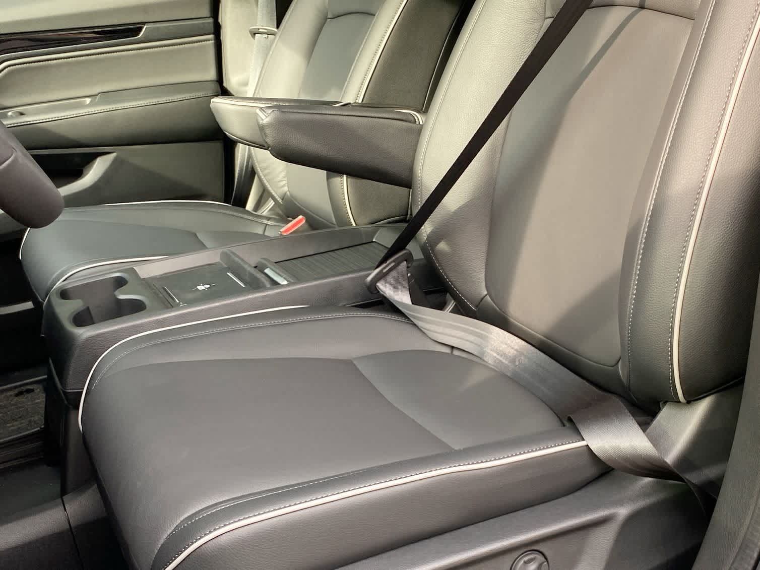 Thumbnail: 2026 Honda Odyssey - 12