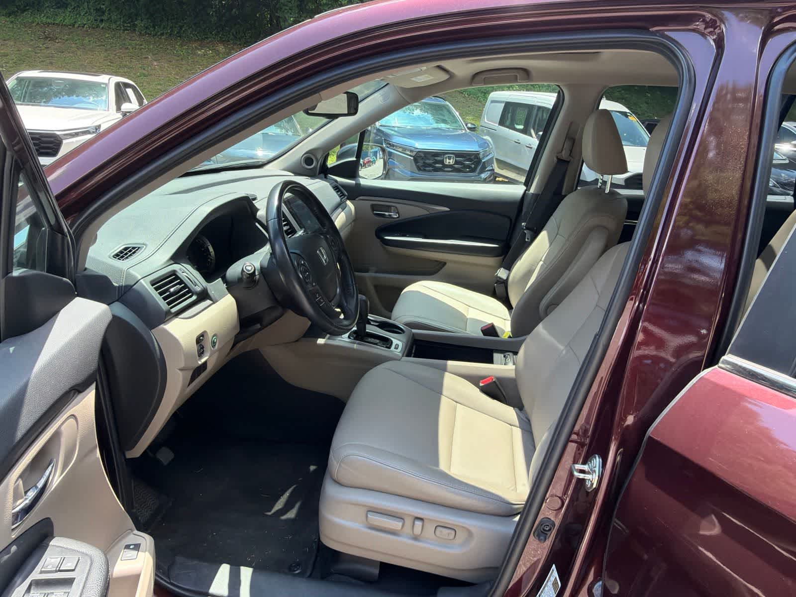 Thumbnail: 2016 Honda Pilot - 18