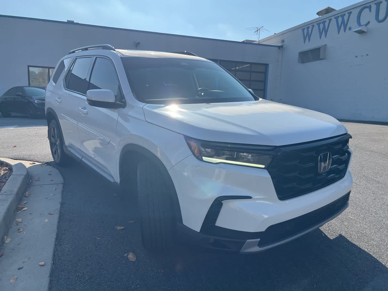 Thumbnail: 2024 Honda Pilot - 12