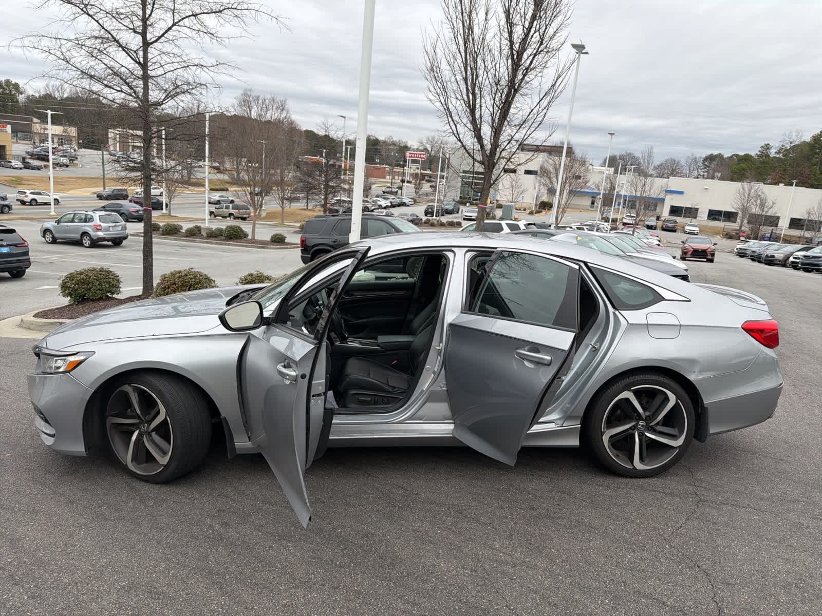 Thumbnail: 2018 Honda Accord - 18