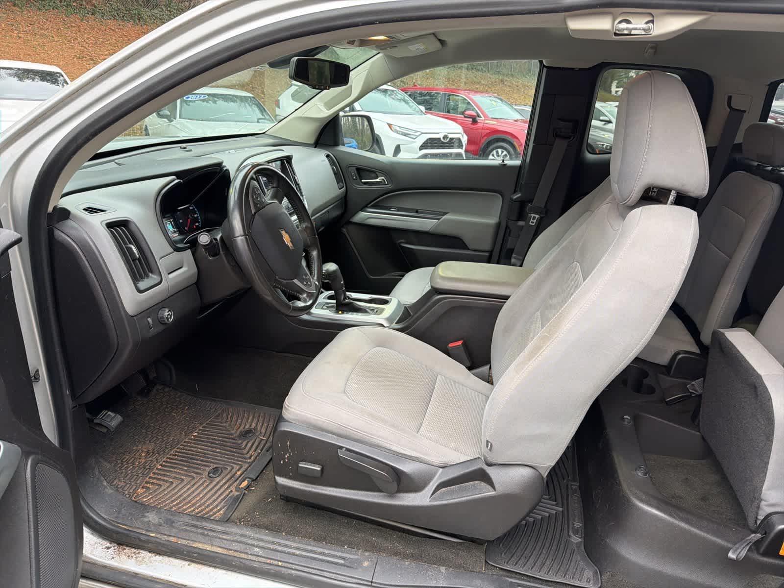 Thumbnail: 2016 Chevrolet Colorado - 16