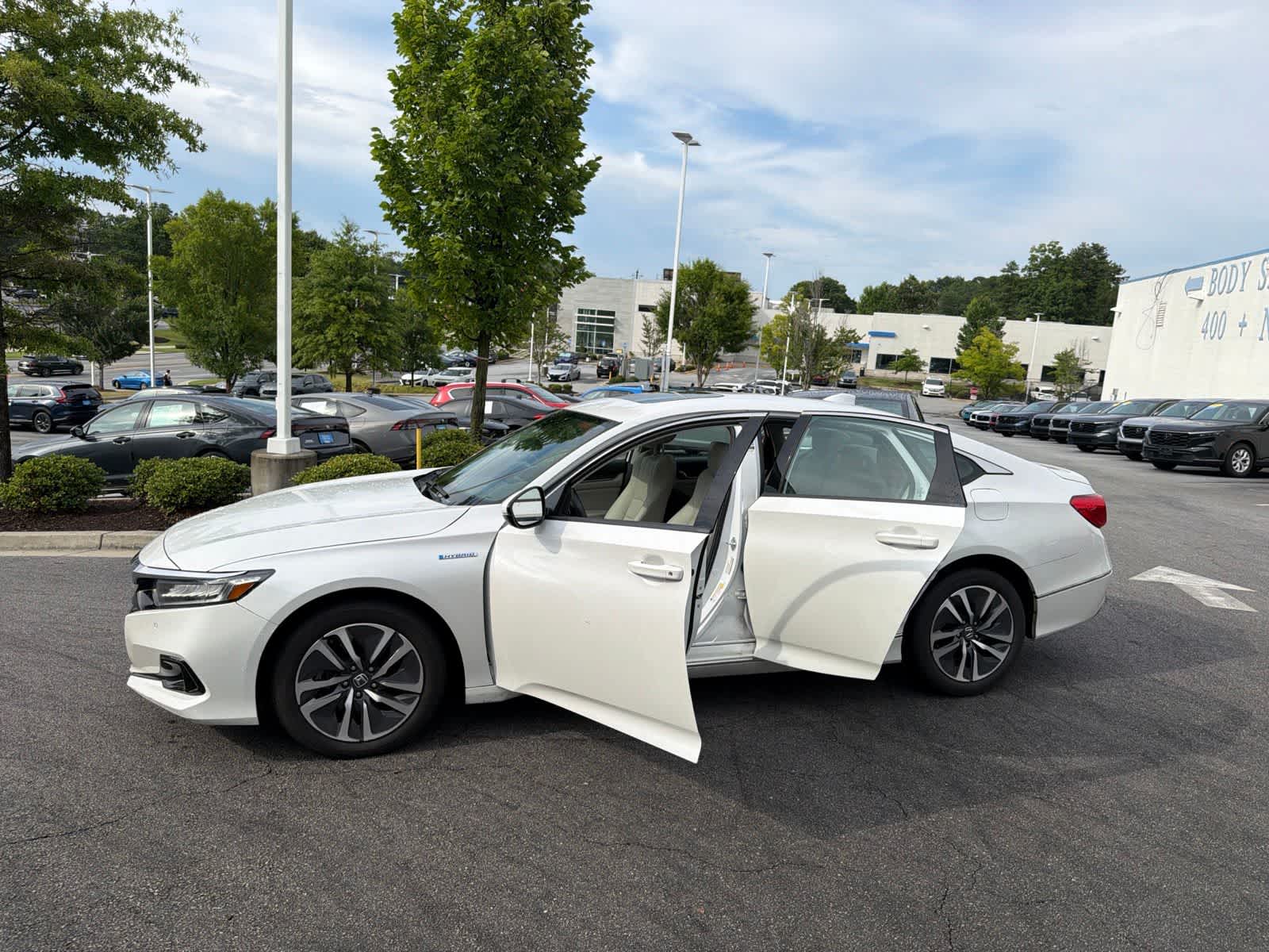 Thumbnail: 2022 Honda Accord - 19