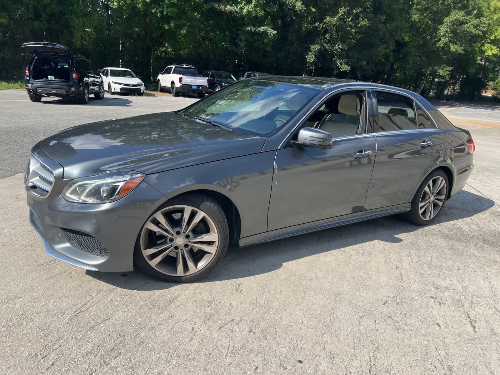 Thumbnail: 2016 Mercedes-Benz E-Class - 5
