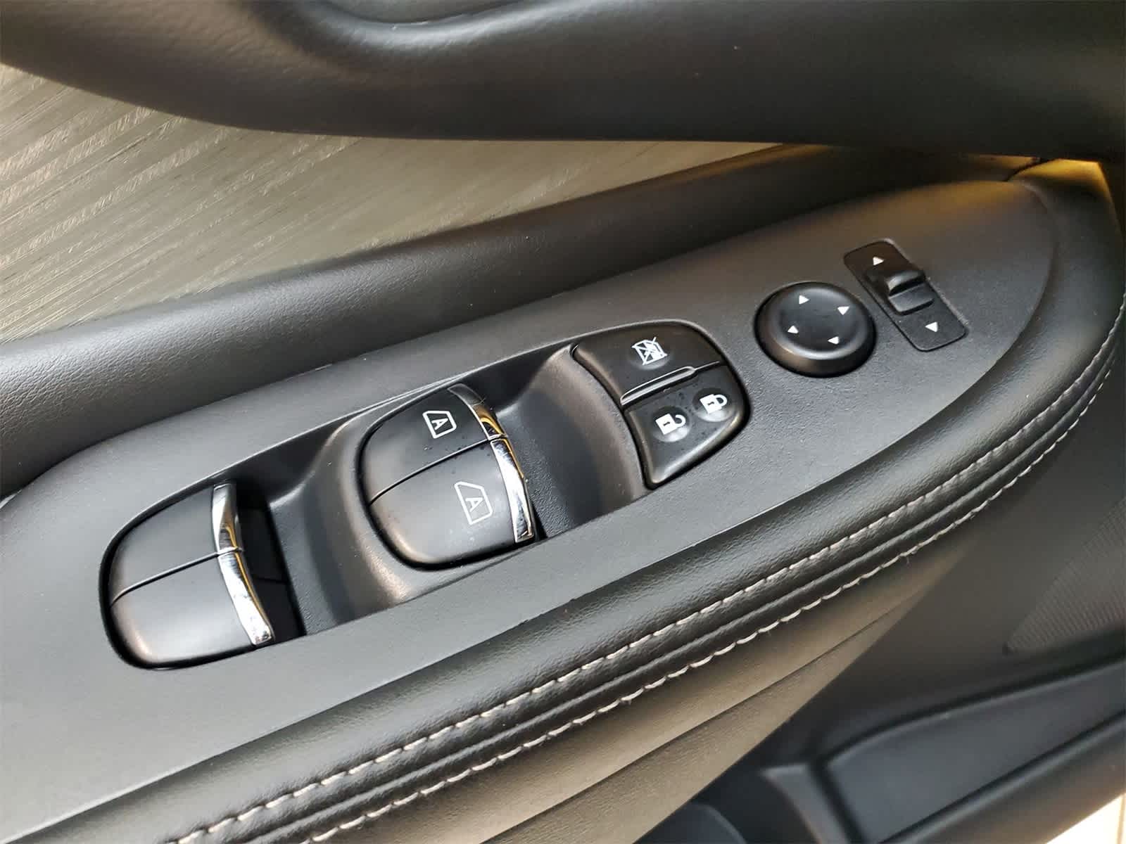 Thumbnail: 2018 Nissan Murano - 18