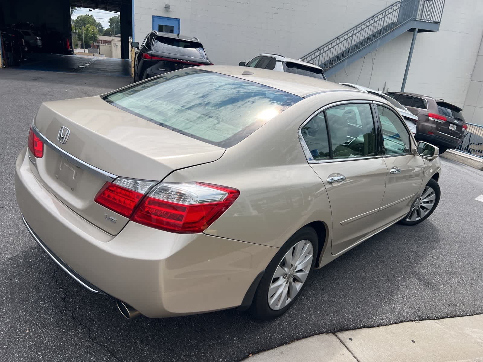 Thumbnail: 2013 Honda Accord - 12