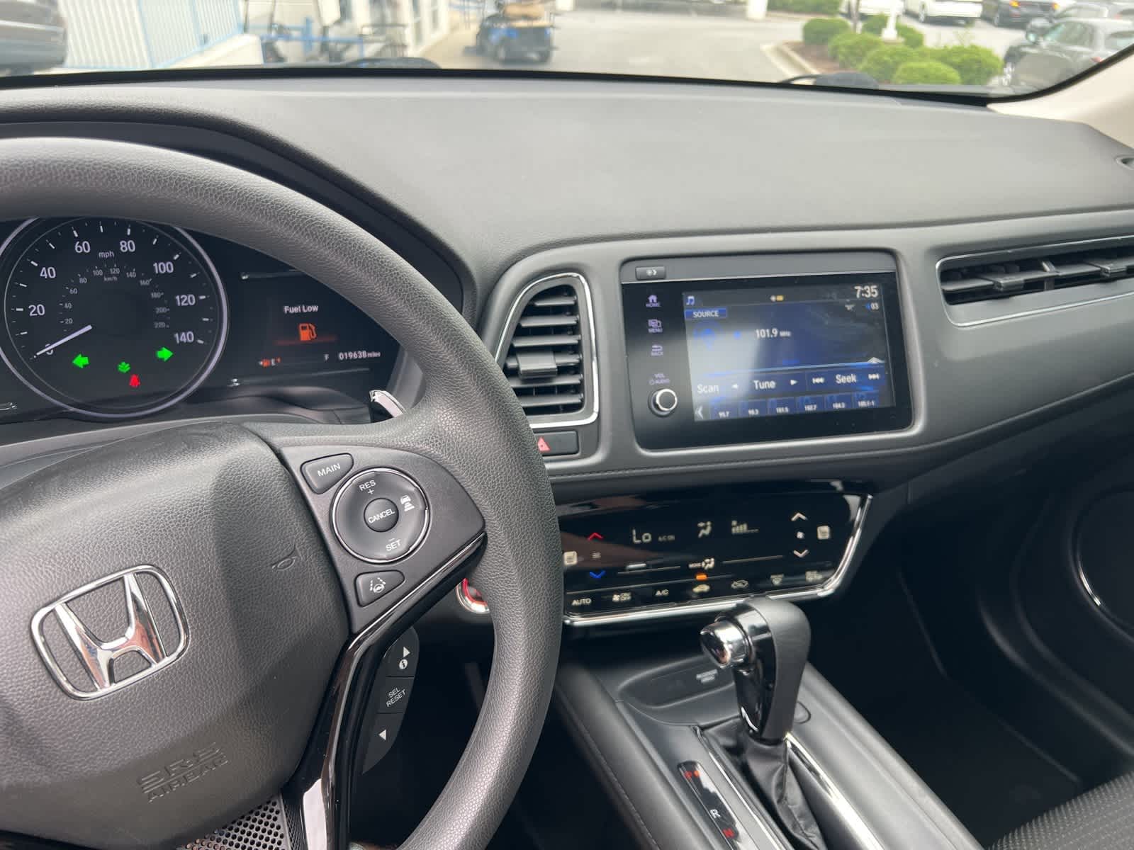 2022 Honda HR-V EX 20