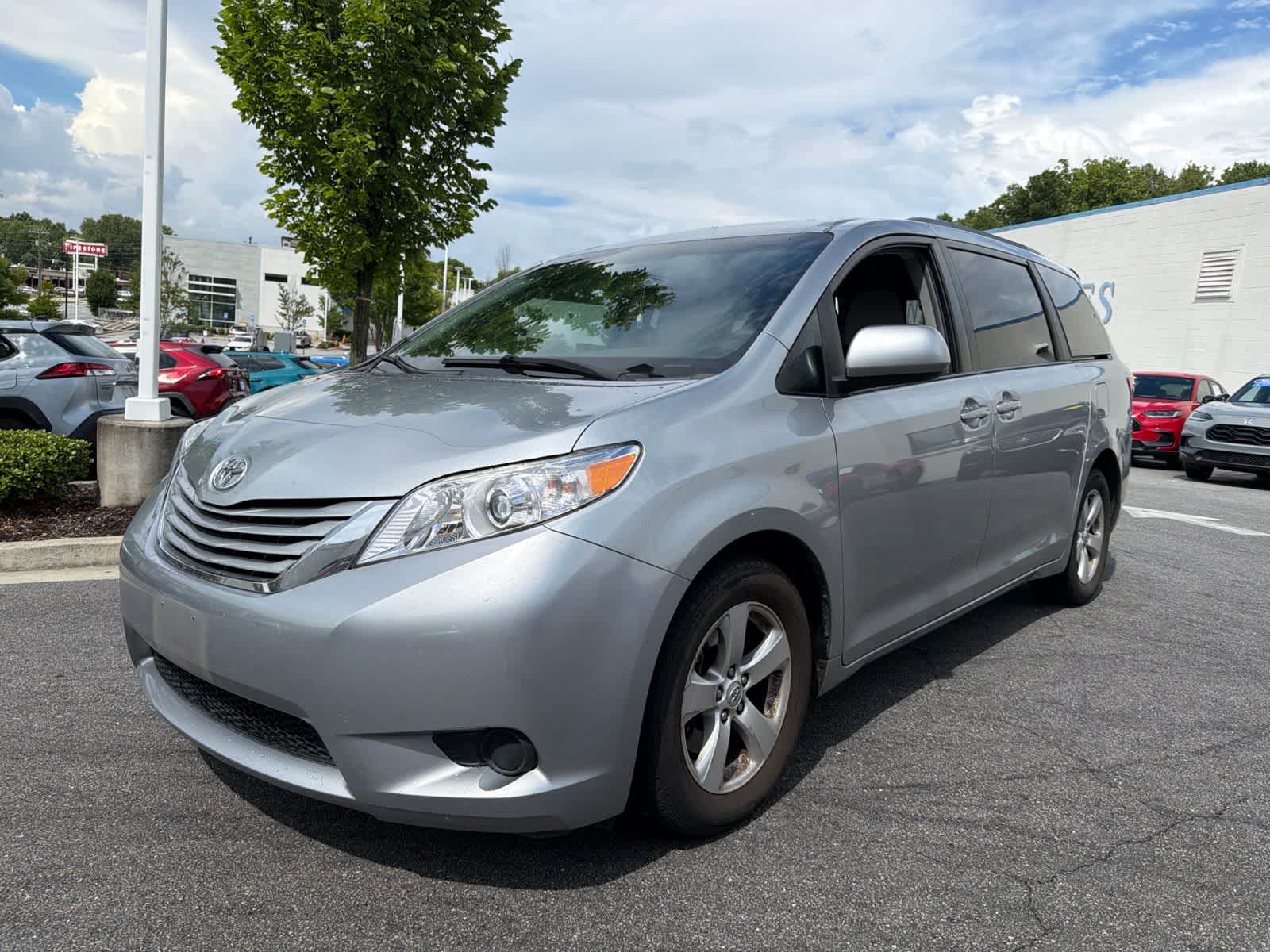 2016 Toyota Sienna LE -
                  Chamblee, GA