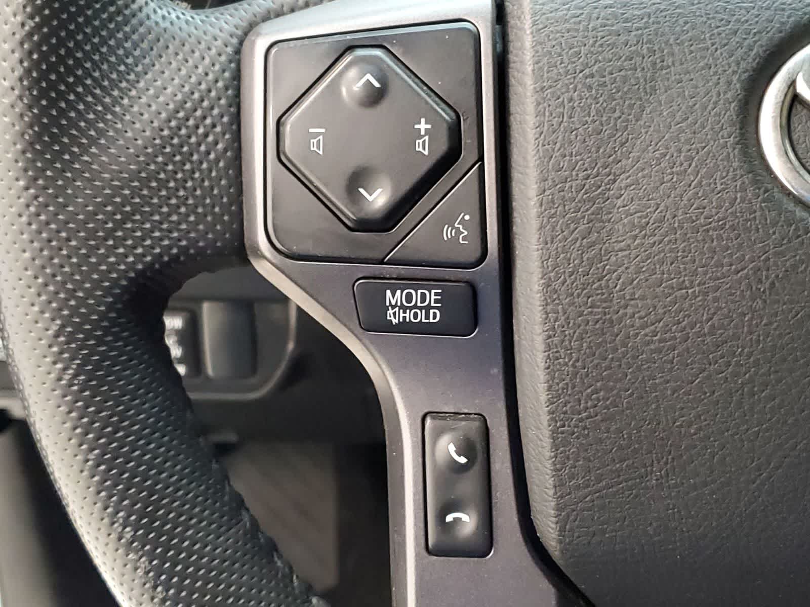 Thumbnail: 2023 Toyota Tacoma - 9