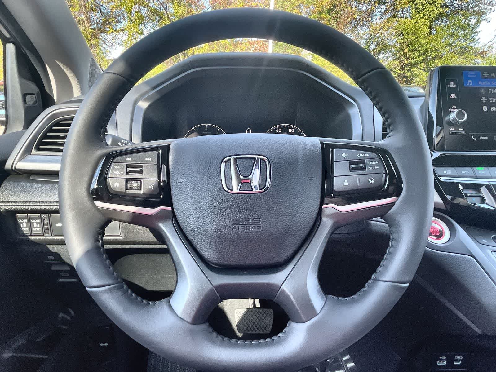 Thumbnail: 2026 Honda Odyssey - 21