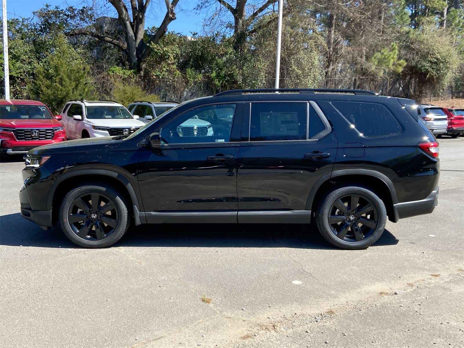 2025 Honda Pilot Black Edition 2