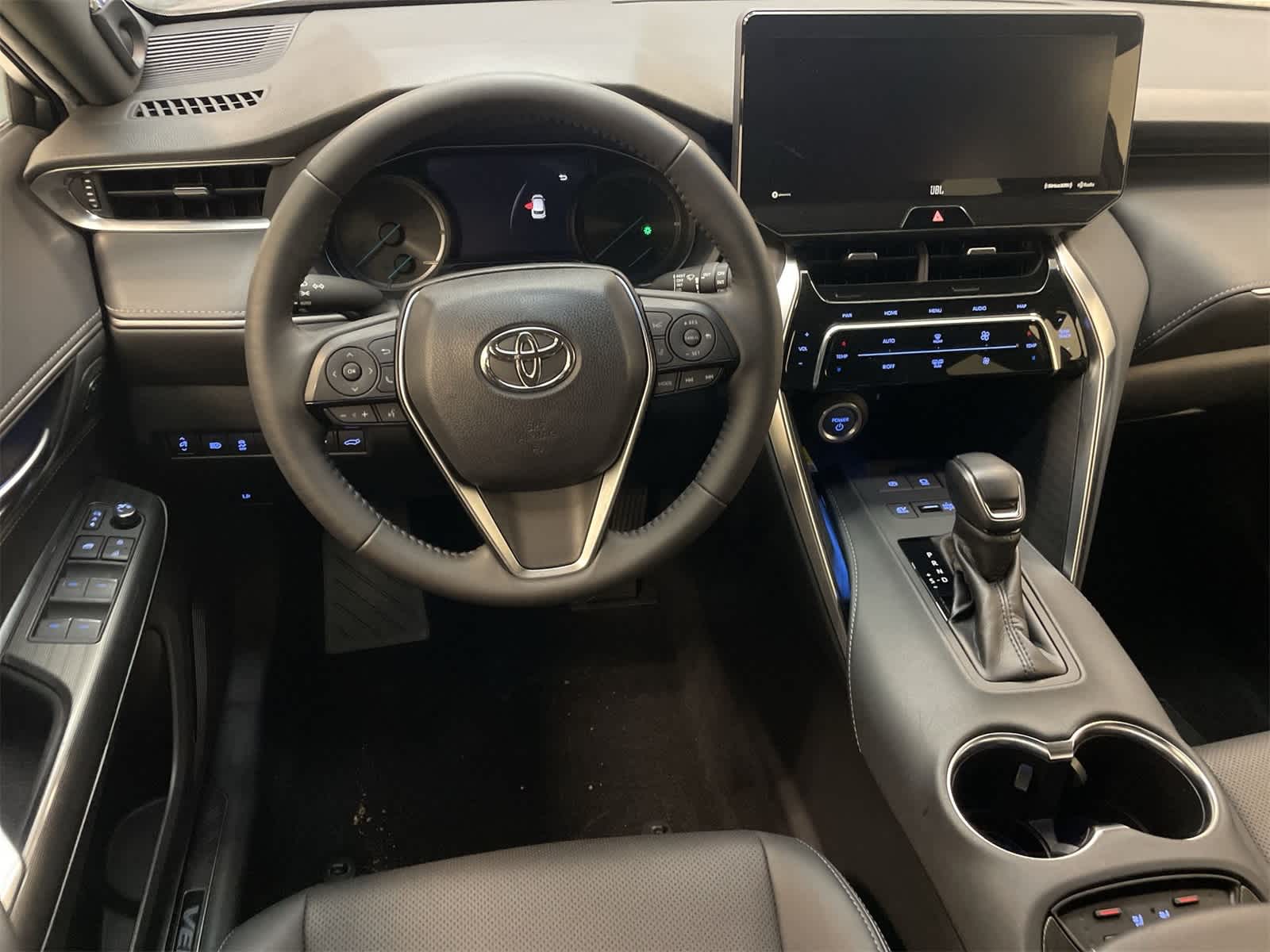 Thumbnail: 2021 Toyota Venza - 20