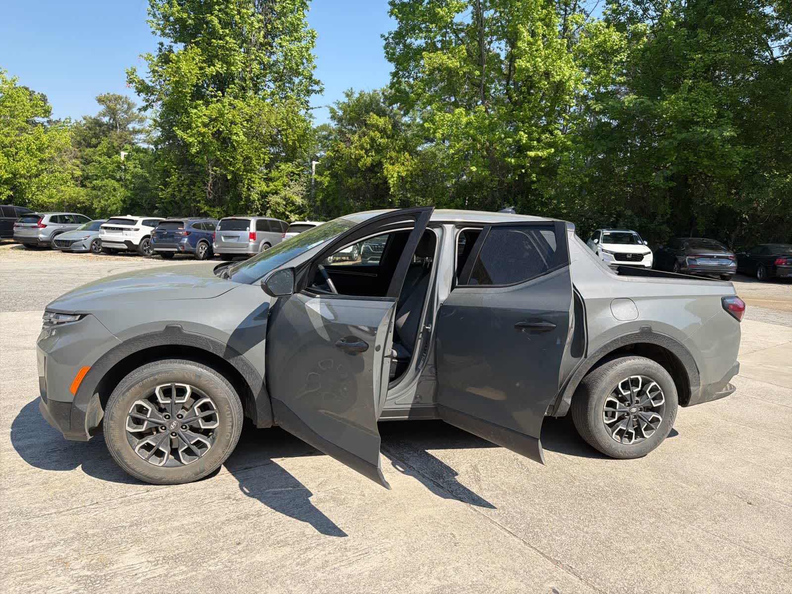 Thumbnail: 2023 Hyundai Santa Cruz - 17