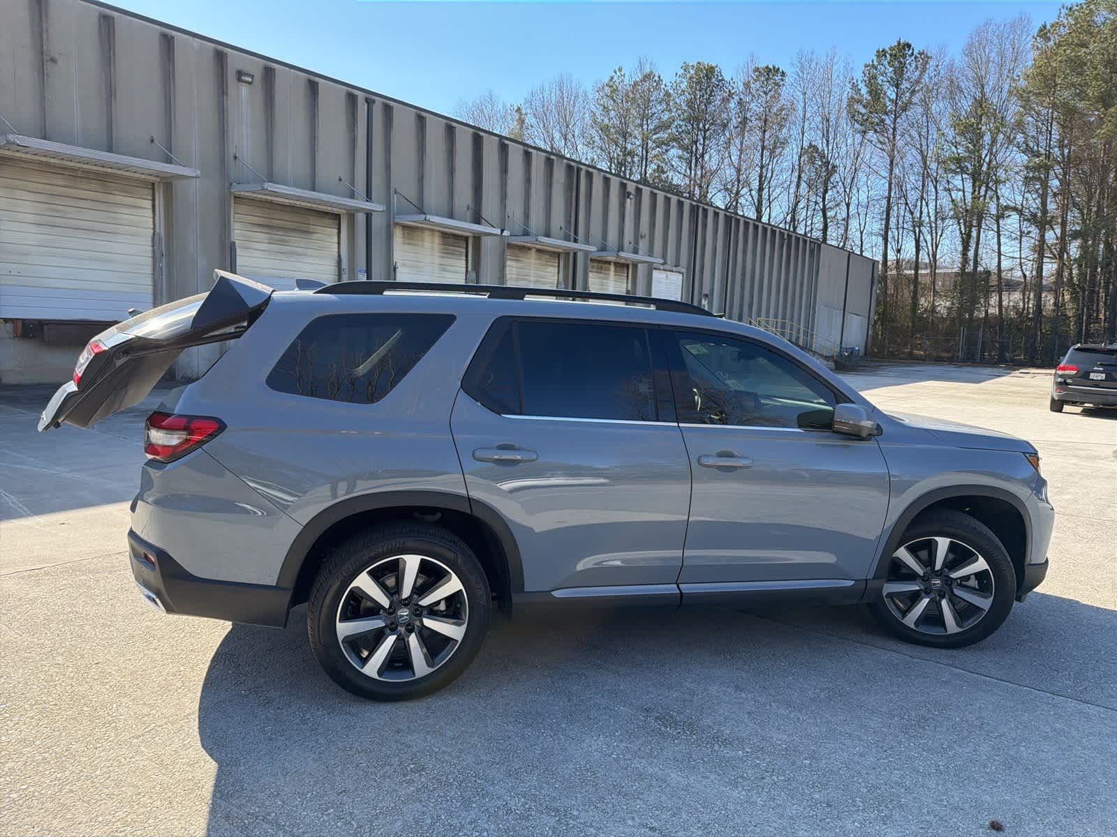 Thumbnail: 2025 Honda Pilot - 11