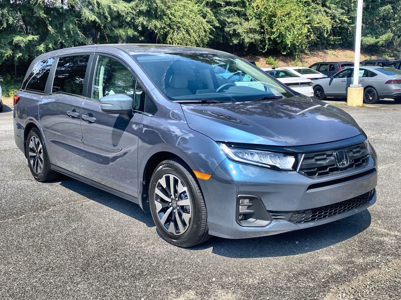 Thumbnail: 2026 Honda Odyssey - 5