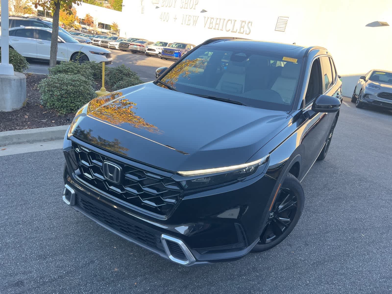 2023 Honda CR-V Hybrid Sport Touring photo 2