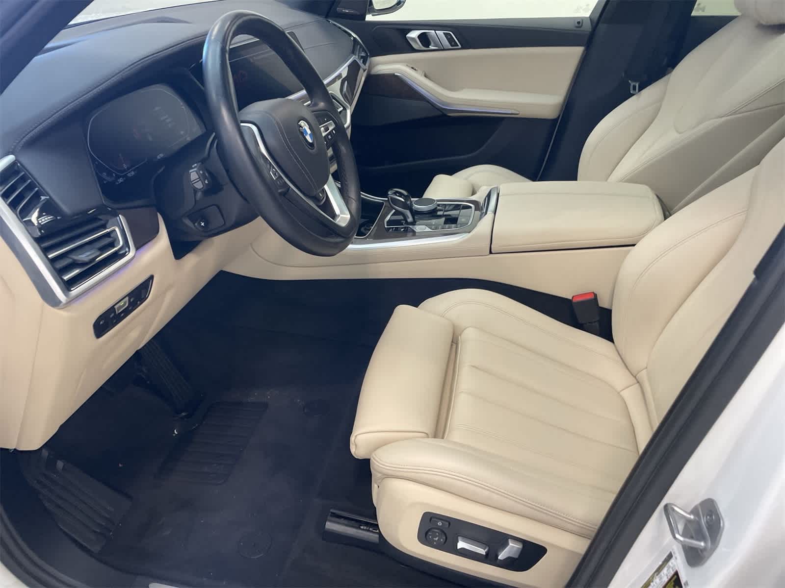 Thumbnail: 2021 BMW X5 - 20