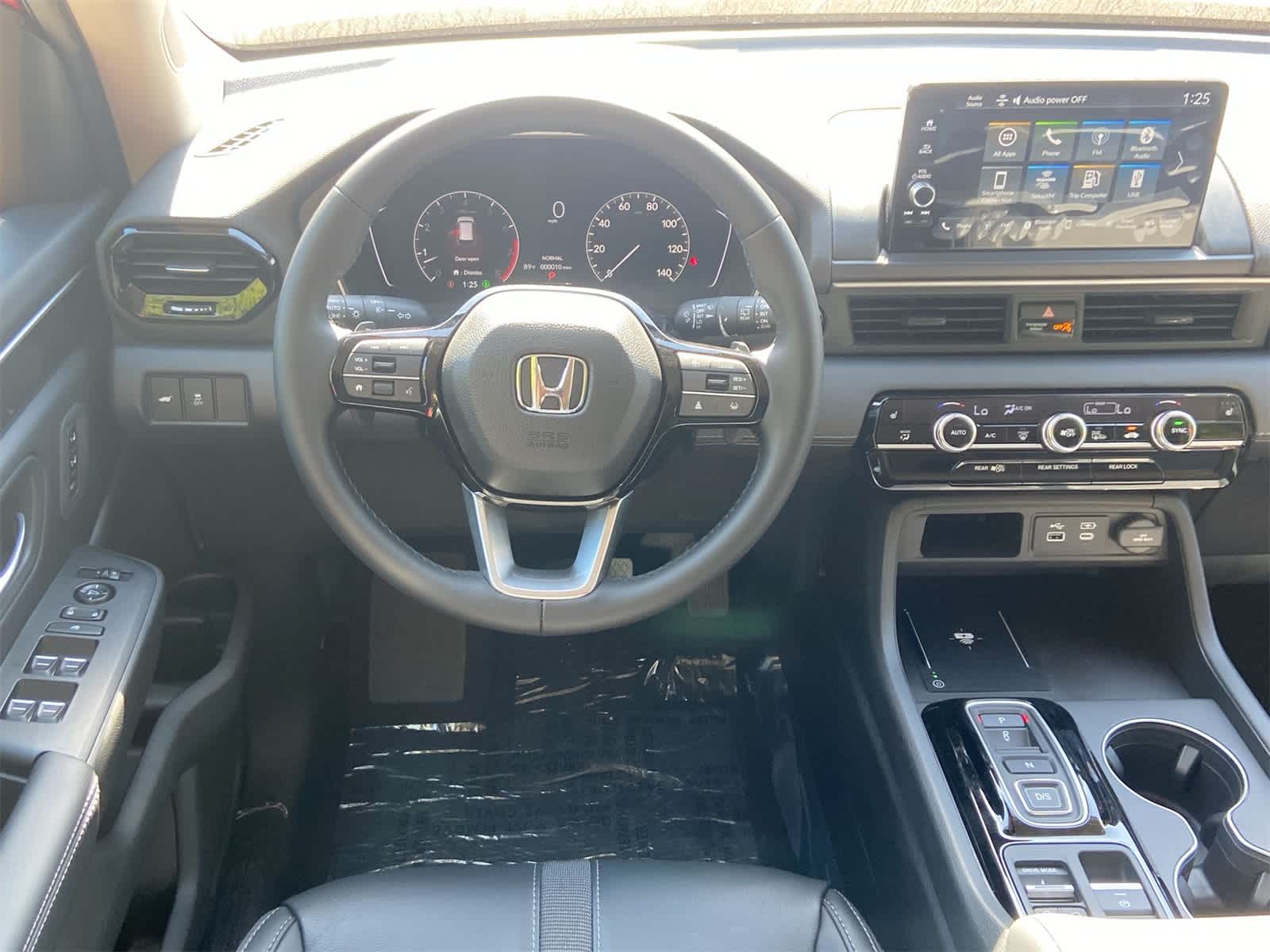 Thumbnail: 2025 Honda Pilot - 10