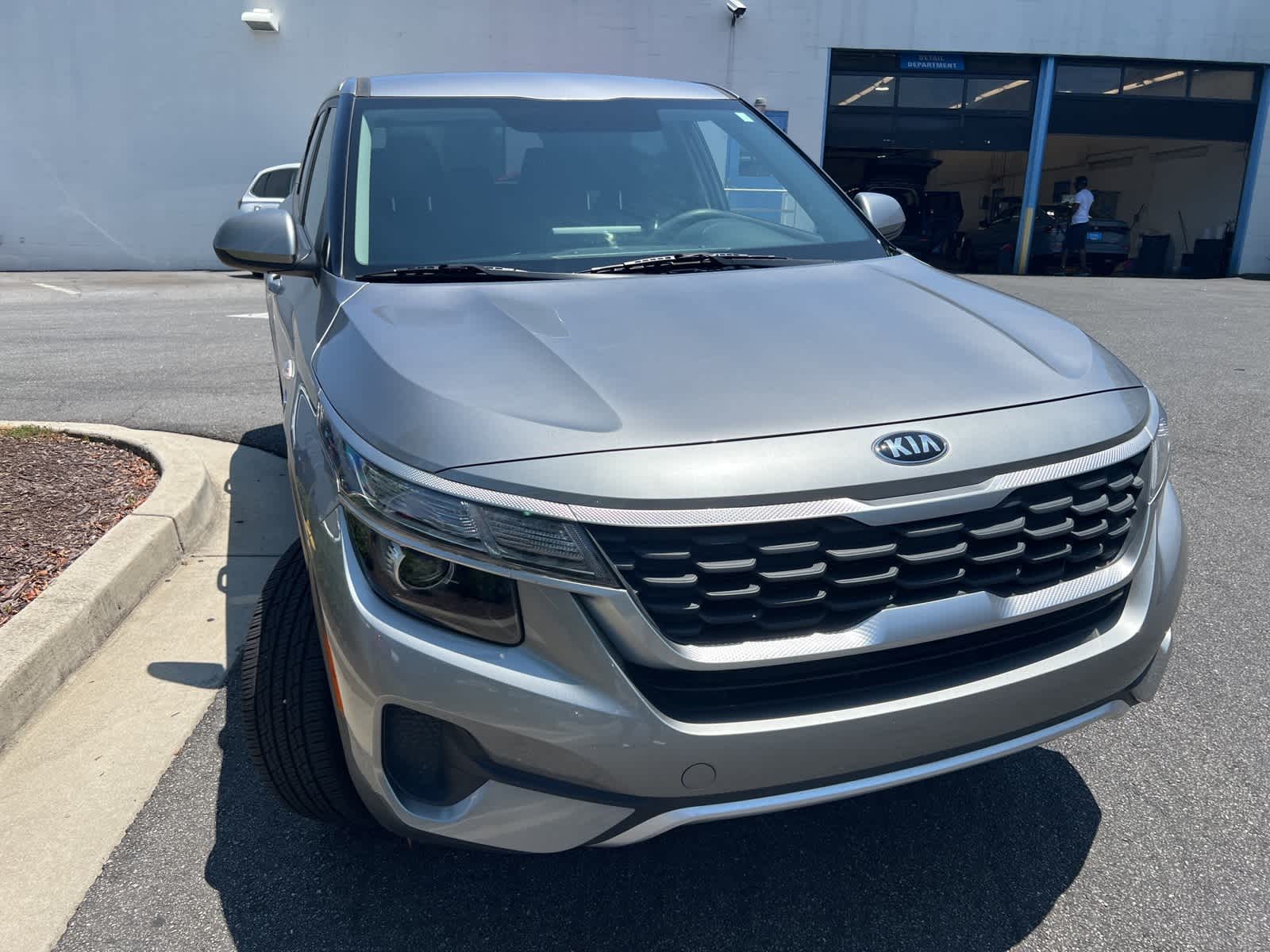 Thumbnail: 2021 Kia Seltos - 13