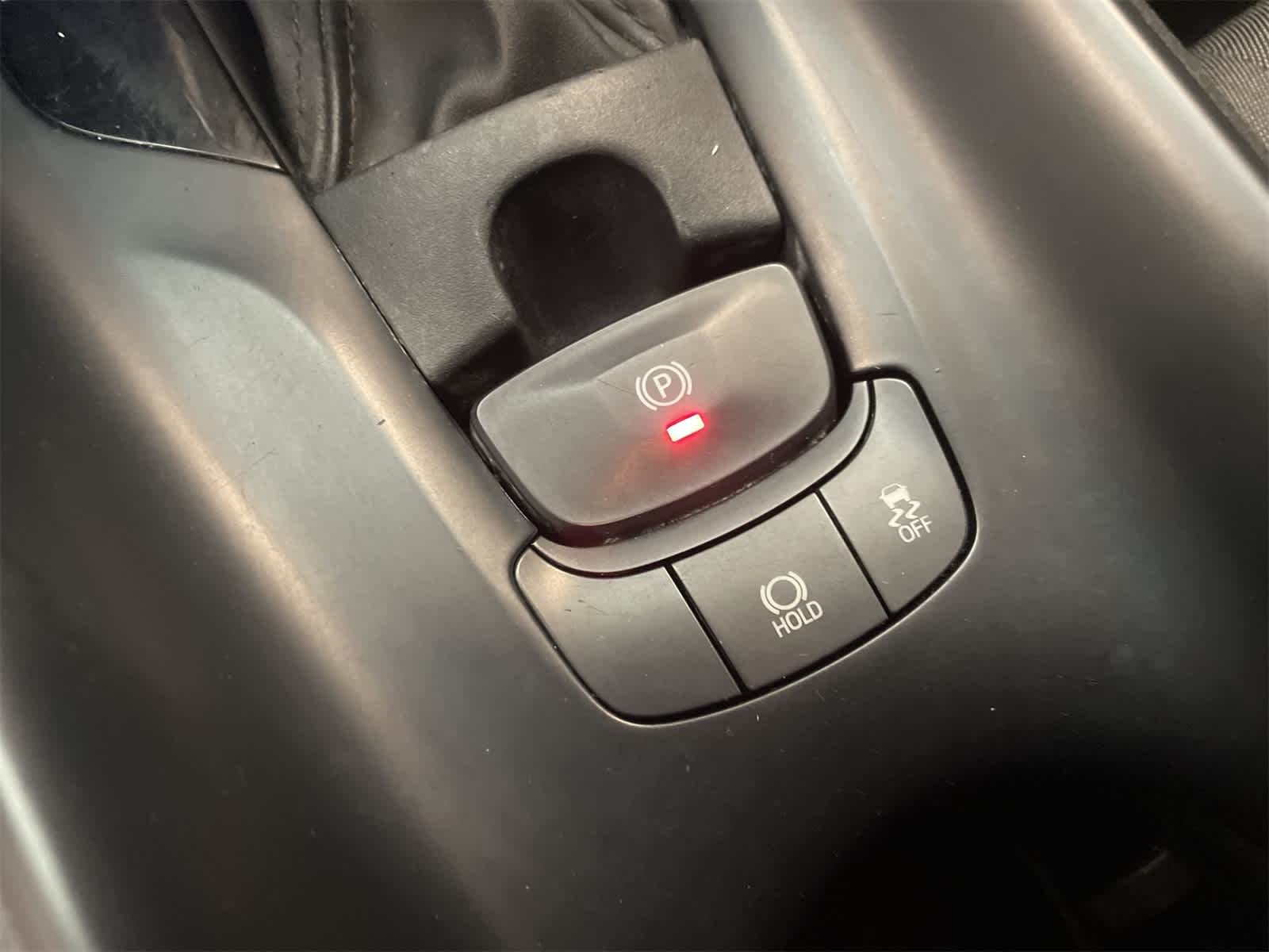 Thumbnail: 2021 Toyota C-HR - 28