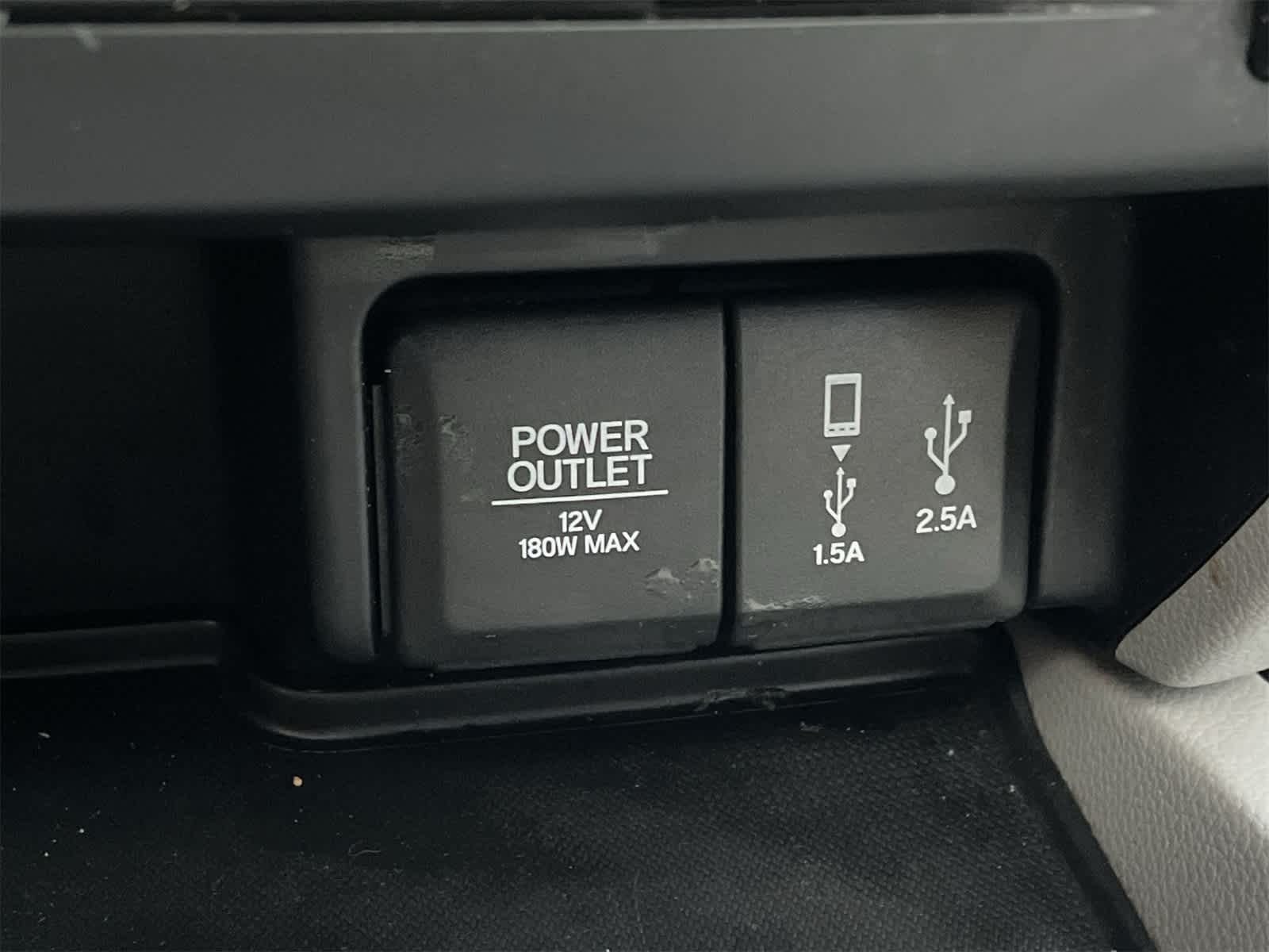 Thumbnail: 2018 Honda Pilot - 8