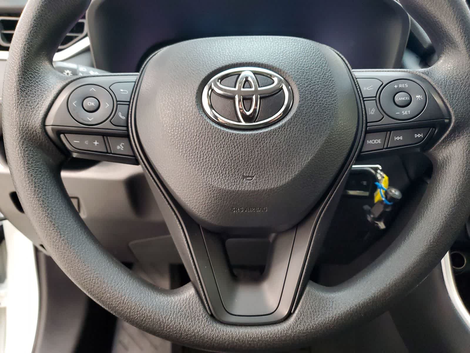 Thumbnail: 2025 Toyota RAV4 - 8