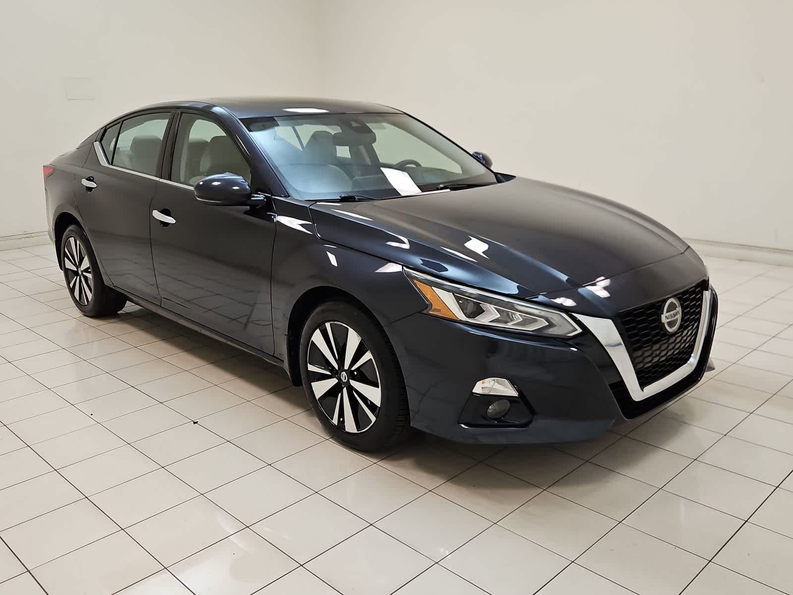 2019 Nissan Altima SV - Photo 24