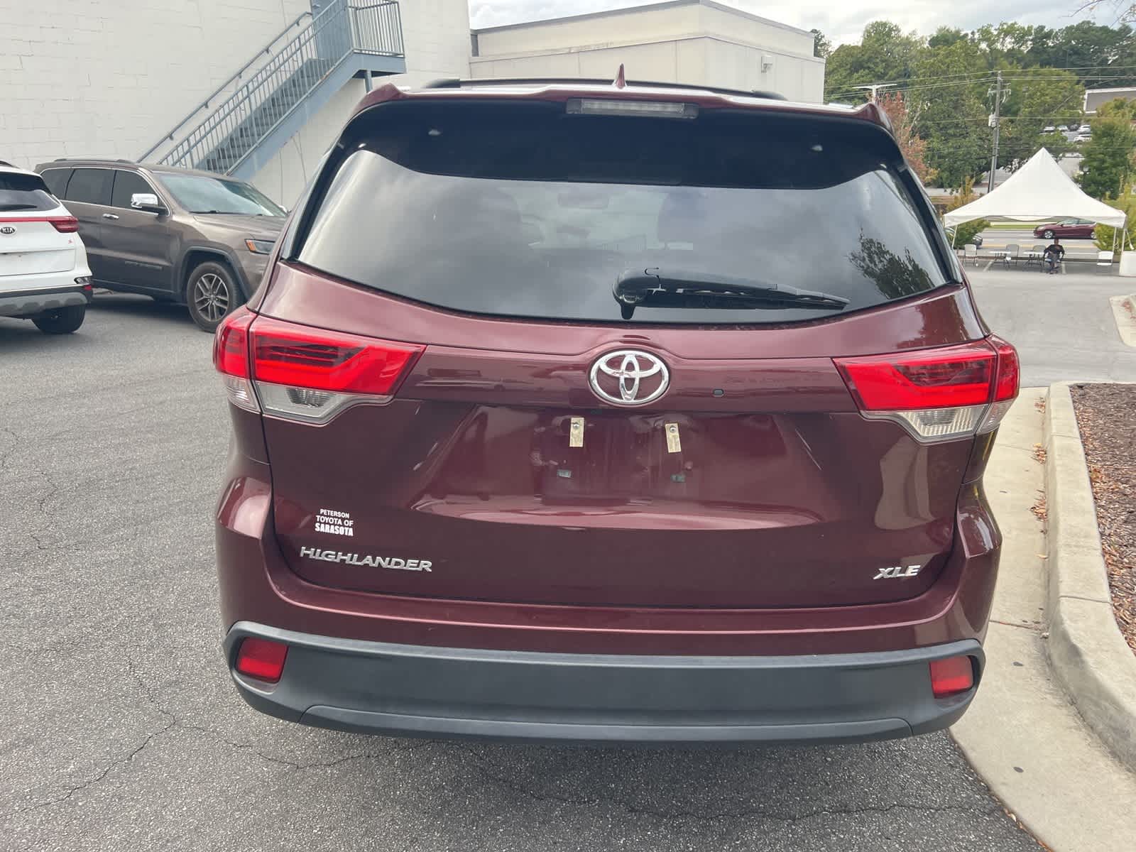 Thumbnail: 2019 Toyota Highlander - 9