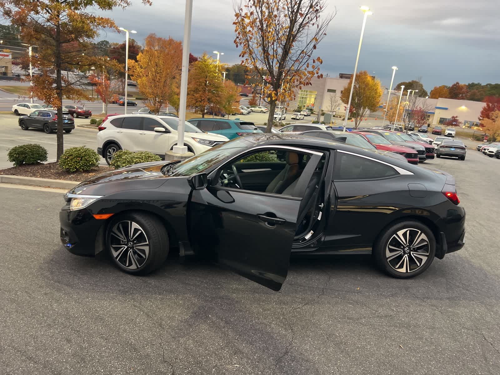 Thumbnail: 2018 Honda Civic - 16