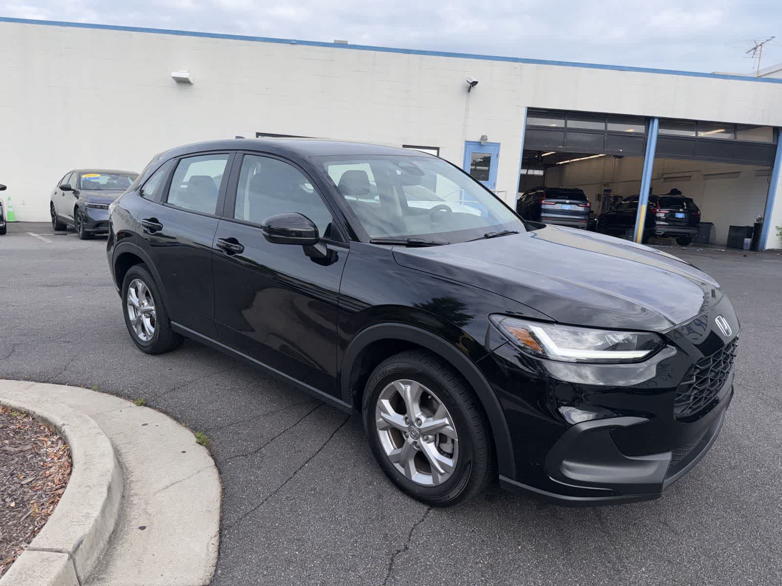 Thumbnail: 2023 Honda HR-V - 12