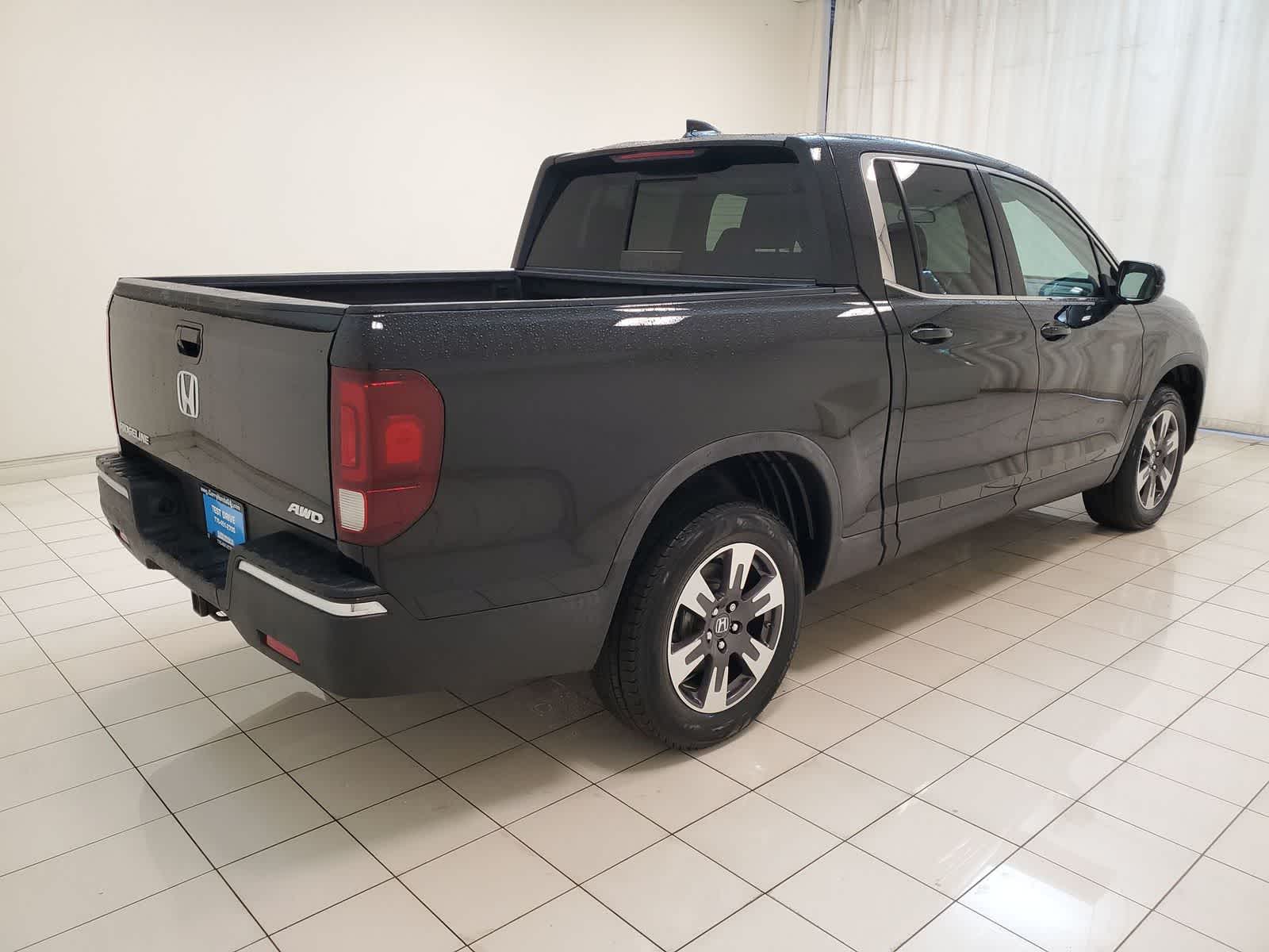 Thumbnail: 2019 Honda Ridgeline - 28