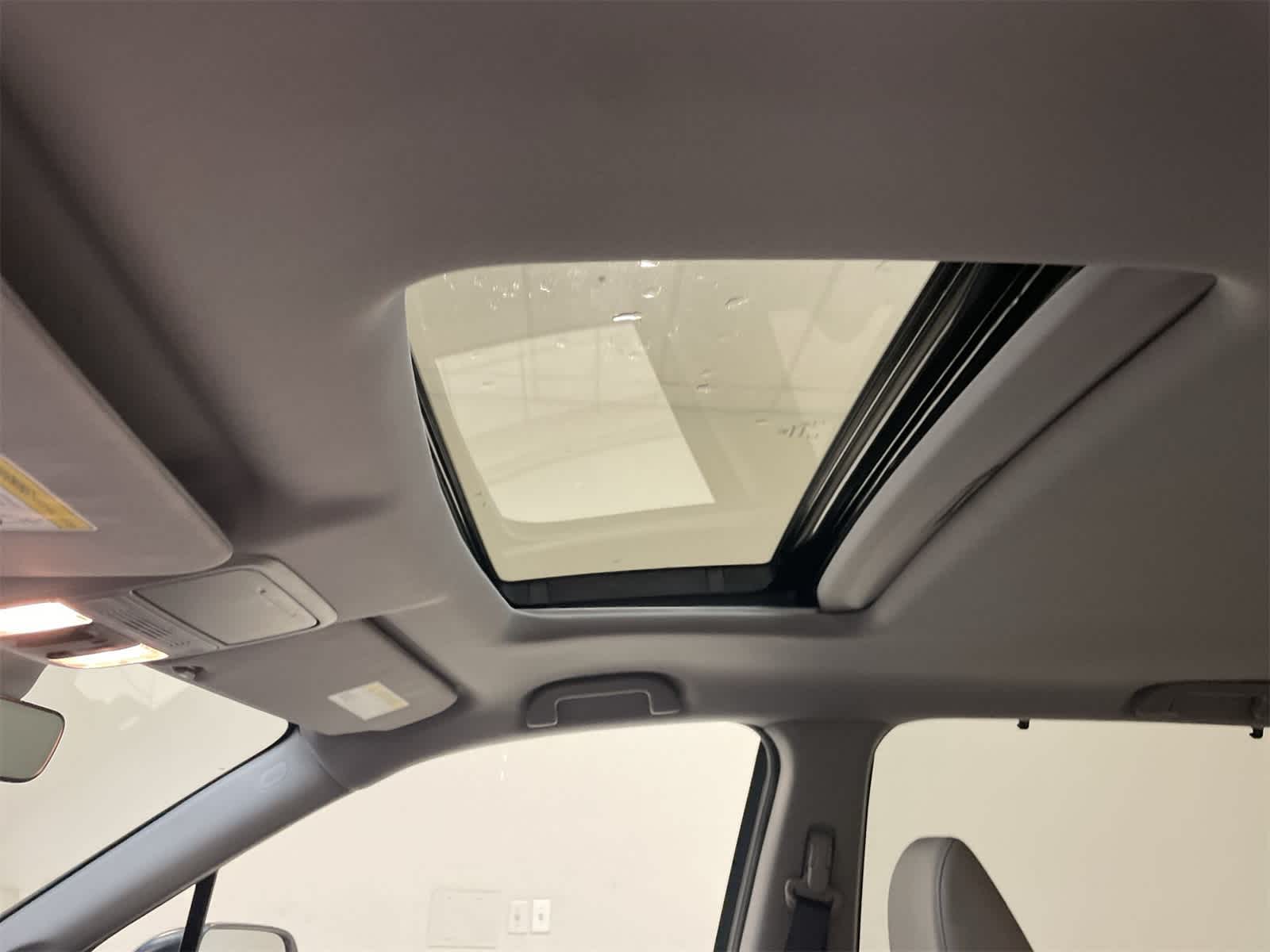 Thumbnail: 2019 Honda Pilot - 3
