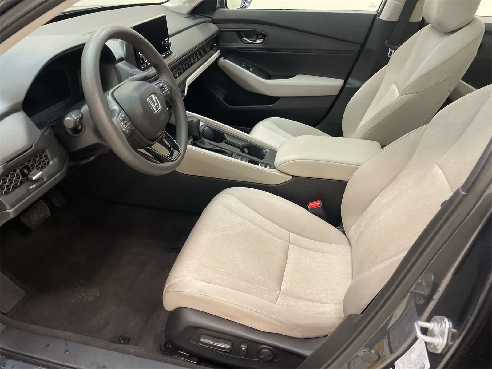 Thumbnail: 2025 Honda Accord - 18