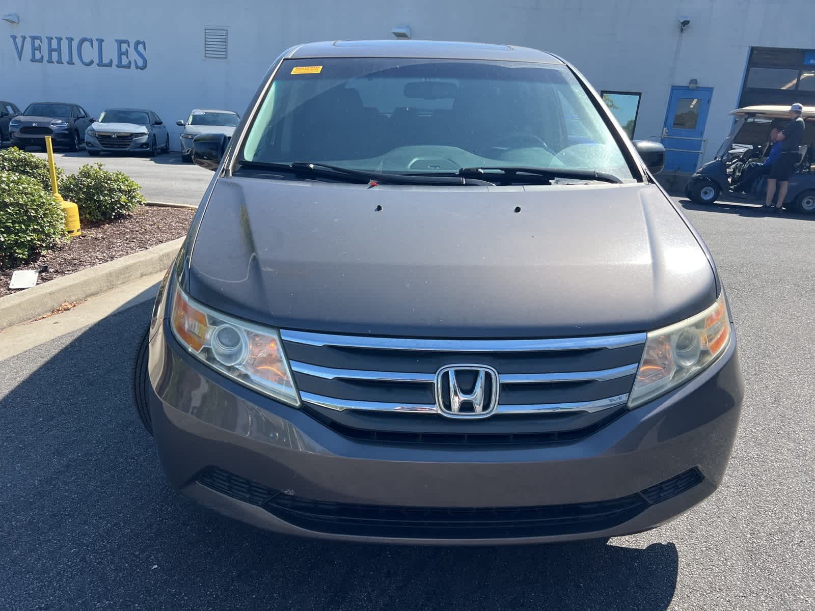 Thumbnail: 2011 Honda Odyssey - 14