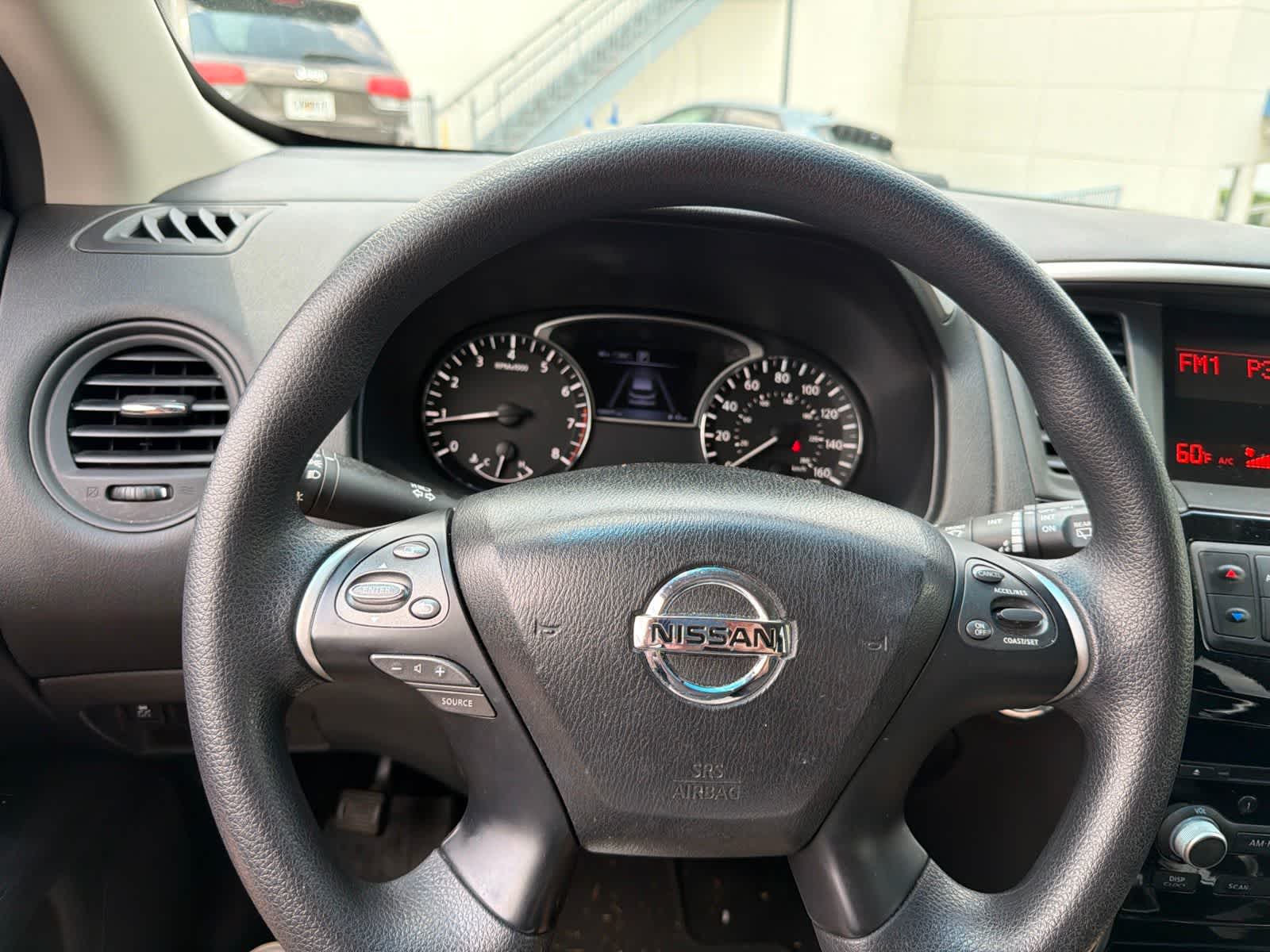 Thumbnail: 2016 Nissan Pathfinder - 25