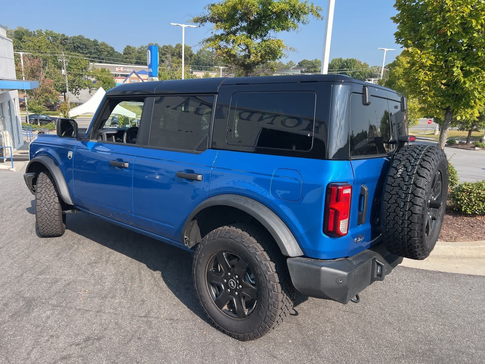 Thumbnail: 2025 Ford Bronco - 7