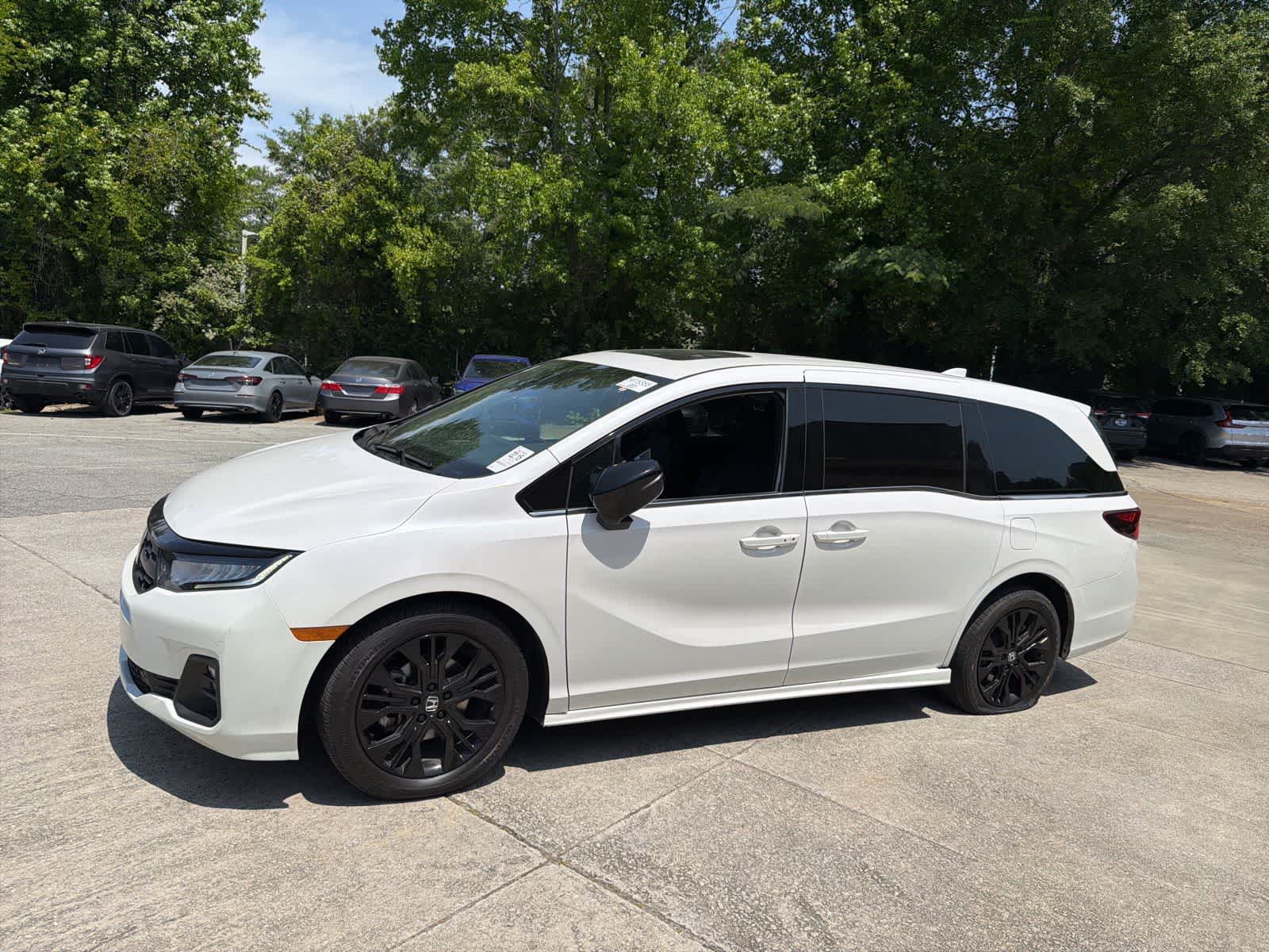 Thumbnail: 2025 Honda Odyssey - 6