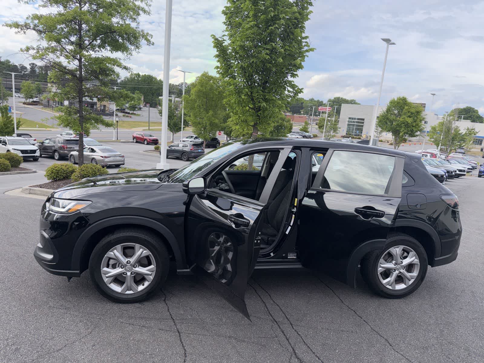 Thumbnail: 2023 Honda HR-V - 17