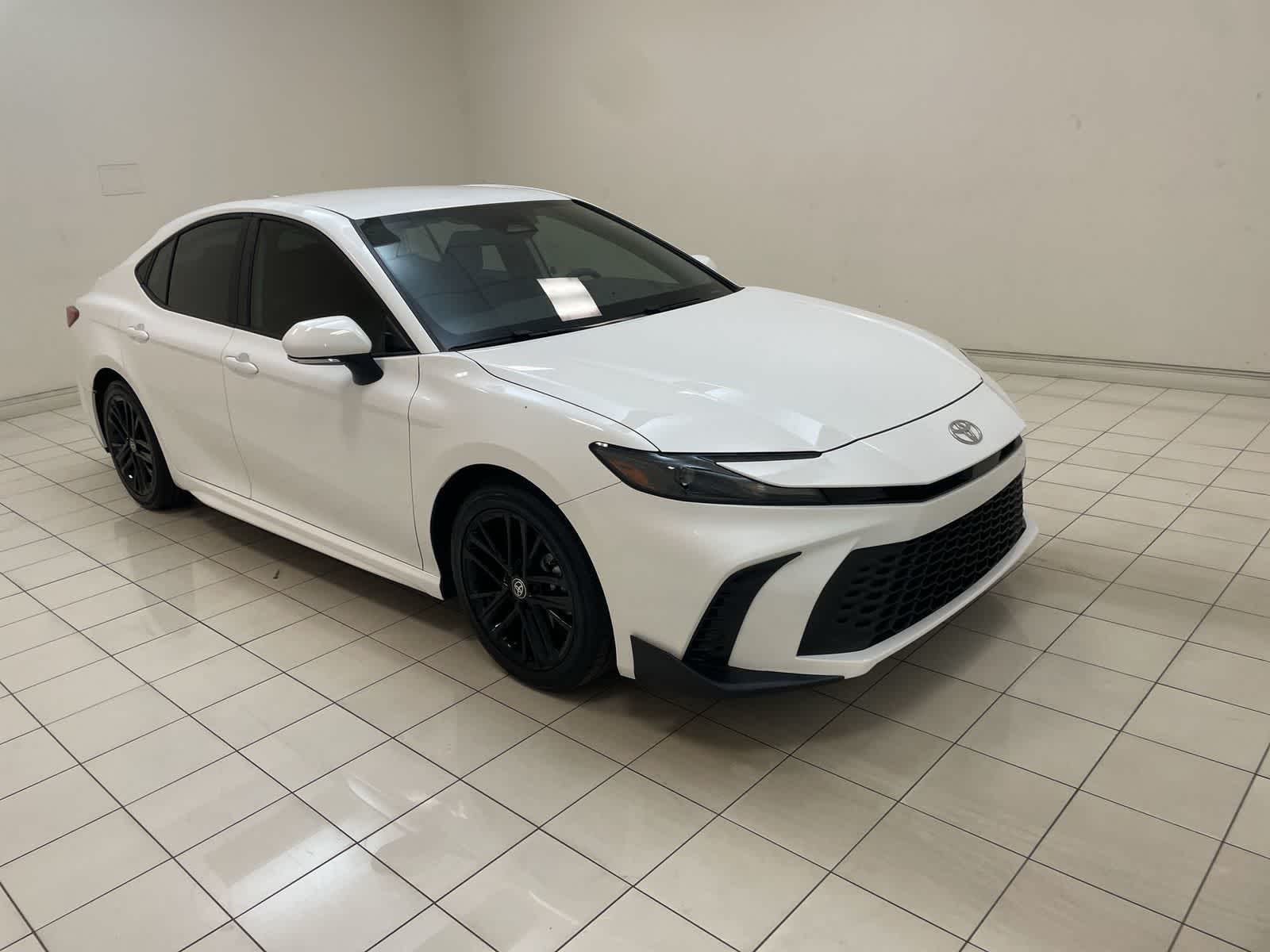 Thumbnail: 2025 Toyota Camry - 24